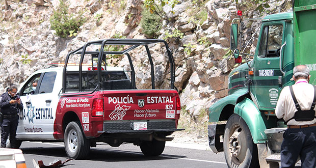 Muere mujer tras choque en Periférico Ecológico; hay un detenido  