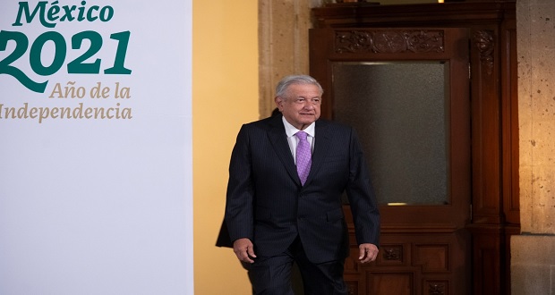 AMLO pide a secretarios avanzar en descentralización de dependencias