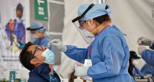 Baja curva de contagios en Puebla, pero Covid aún no es endémico: Salud 