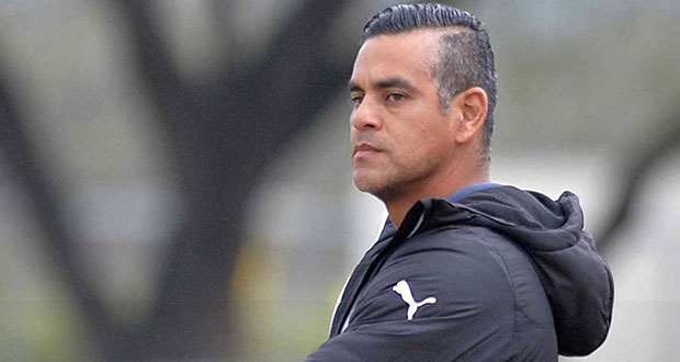 Cae el primer DT; “Pity” Altamirano es cesado del Querétaro