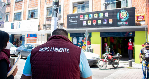 Comuna clausura ocho anuncios en locales de El Carmen y CH