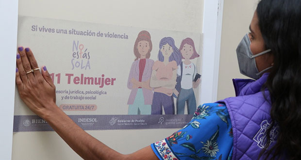 Difunden en plazas comerciales “No estás sola” contra la violencia