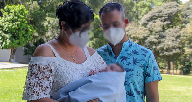 En Jalisco, mamá se reencuentra con su bebé tras superar el Covid