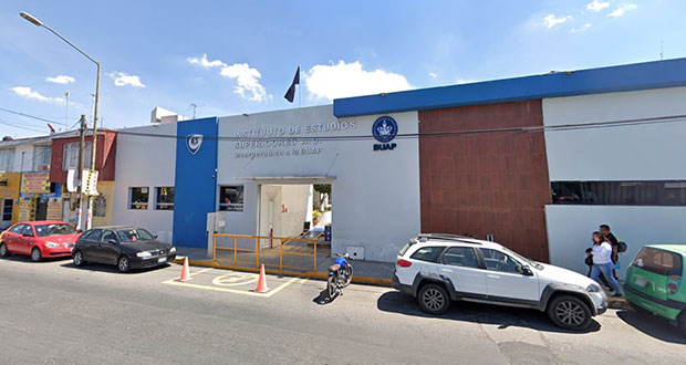 Pese a Covid, escuela incorporada a la BUAP sube colegiatura, acusan