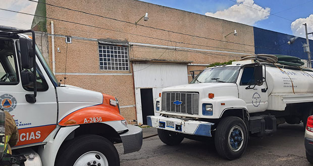 PC y bomberos mitigan incendio en colonia Ignacio Zaragoza