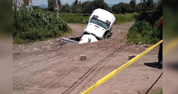 Piden vecinos atender nuevo socavón en Huejotzingo