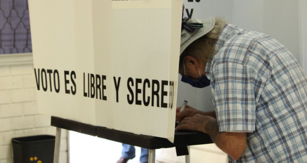 Federación impugnará suspensión de “Plan B”; violenta Constitución, señala