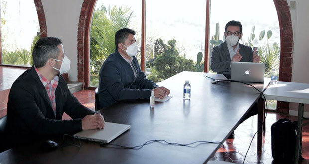 Rivera Pérez revisa avance de 6 propuestas centrales