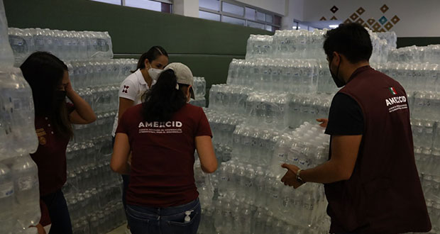 SRE entrega ayuda afectados en Veracruz por huracán Grace