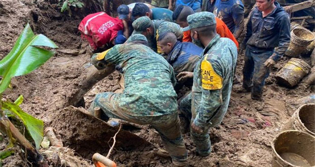 Tras paso de Grace, Sedena remueve 130 toneladas de lodo en Veracruz