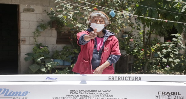 Bienestar reparte 1,152 calentadores solares en 2 municipios