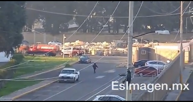 Combustible almacenado en FGR de Puebla, es un peligro, denuncian vecinos