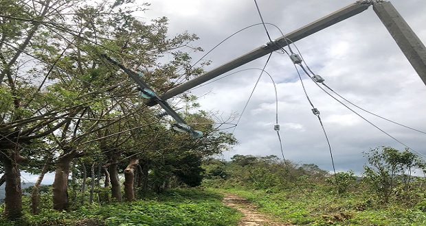 Servicio eléctrico, reestablecido en Puebla y 4 estados: CFE