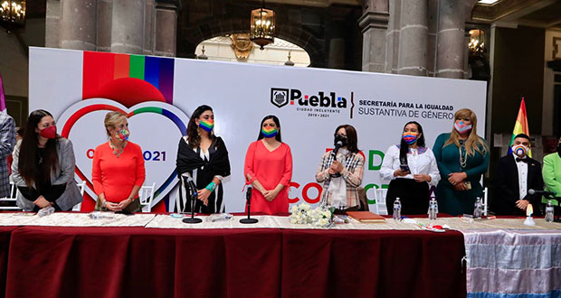 Celebran primera boda colectiva en Puebla con parejas Lgbttti