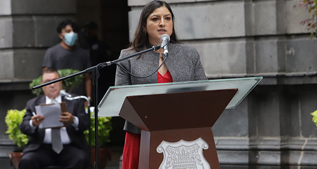 Claudia Rivera, en contra de solicitar crédito para gestión entrante