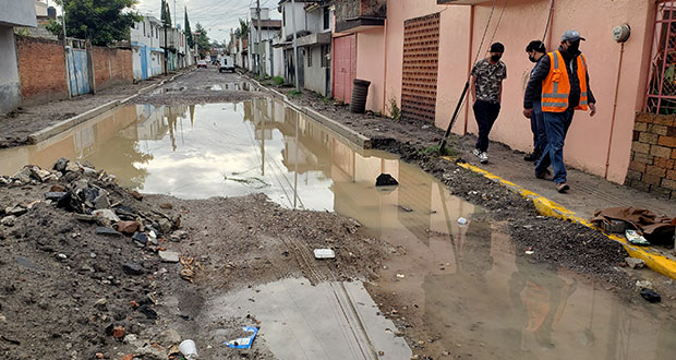 Comuna incumple al no concluir a tiempo obra en Loma Linda pese a protestas