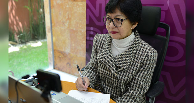Lilia Cedillo escucha propuestas en BUAP para plan de trabajo