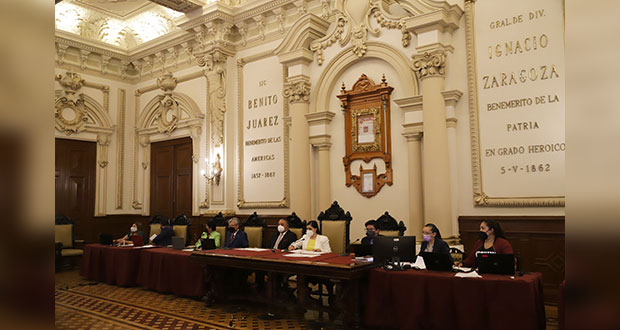 En un mes, 8 regidores faltan a comisiones y Cabildo de Puebla
