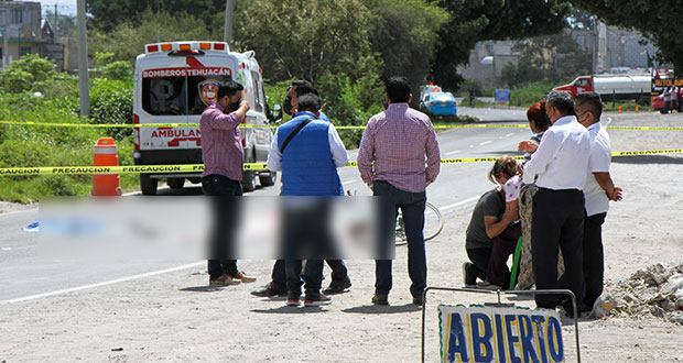 Muere joven ciclista en Tehuacán tras ser atropellada por camión