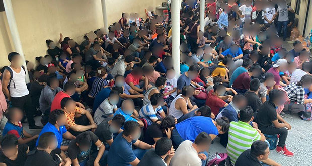 Rescata INM a 327 migrantes en casa de seguridad en Nuevo León