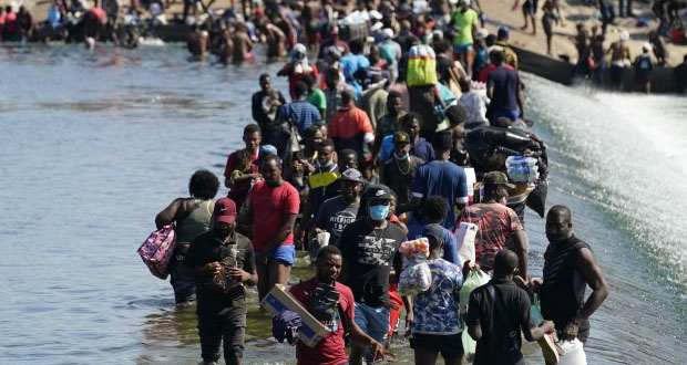 México, sin inconveniente en acoger a haitianos: Ebrard; EU no lo hará