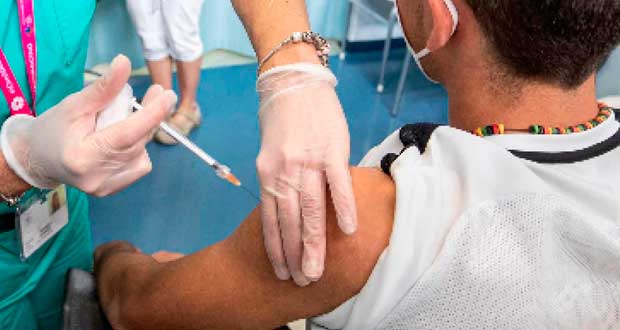 Así será la vacunación contra Covid para mayores de 18 en 102 municipios
