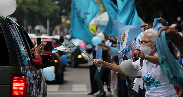 En Puebla, se suman a marcha “a favor de la vida”
