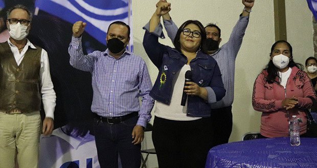 En campaña, Genoveva Huerta promete un PAN “de puertas abiertas”