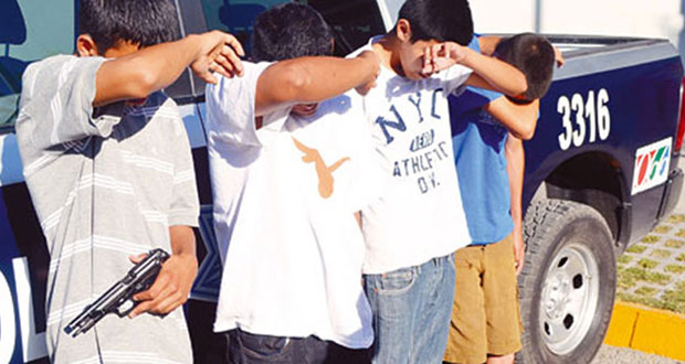 Grupos criminales usan redes para reclutar a menores de edad: académico