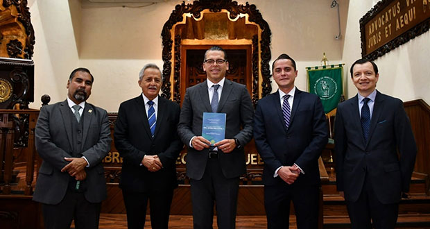 Presentan en la ELDP libro sobre derecho civil