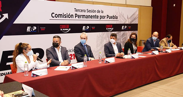 Recaba Eduardo Rivera más de 100 propuestas de seguridad y economía