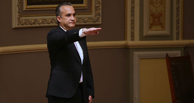 Regresa Medina a secretaría del Congreso; no cometió irregularidades: Céspedes
