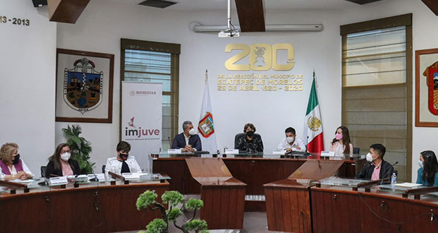SEP e Imjuve firman para dar servicios y apoyo a jóvenes del país 