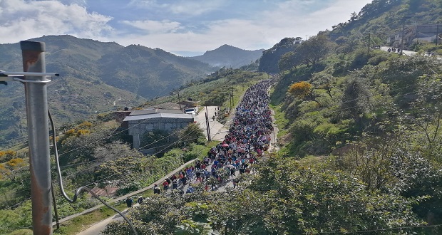 Figueroa pide a Morena apoyar movimiento en Coyomeapan