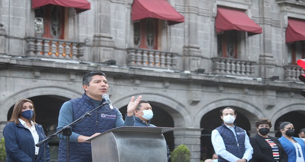 Se analiza si Comuna tiene recursos necesarios para bacheo en Puebla: Rivera