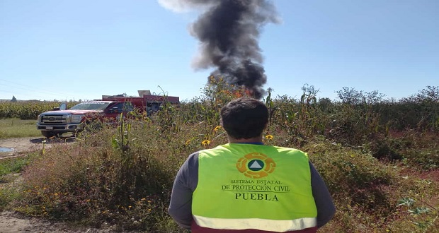 Por quema controlada en Texmelucan, evacúan a 12 familias