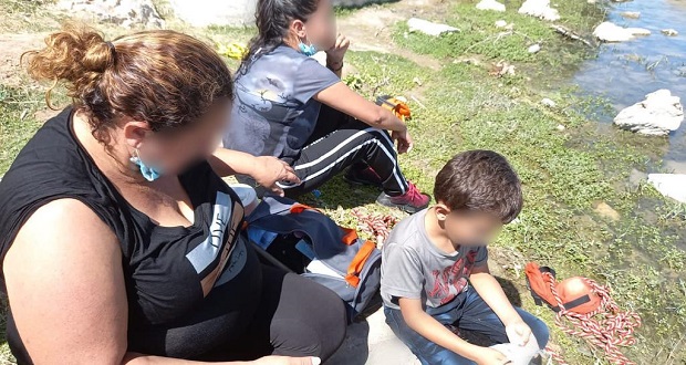 Rescatan a dos mujeres y un menor migrantes en Coahuila