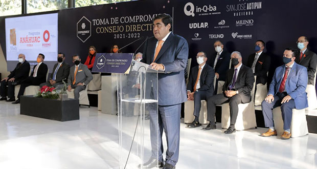 Barbosa advierte que no habrá privilegios ante empresarios de la Coparmex