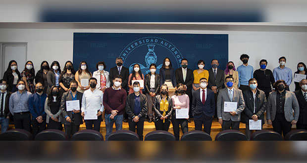 En BUAP, jóvenes no tienen miedo de innovar: Lilia Cedillo