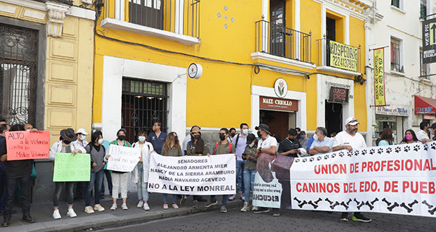 En Puebla, protestan contra Ley federal de Bienestar Animal
