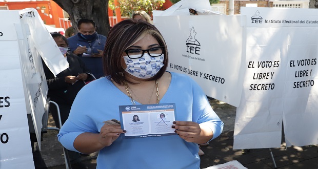 Con retrasos, casilla donde vota Rivera y Huerta en elección del PAN