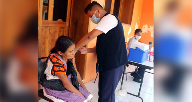 Hospital de Huitzilan abre campaña de vacunación contra la influenza