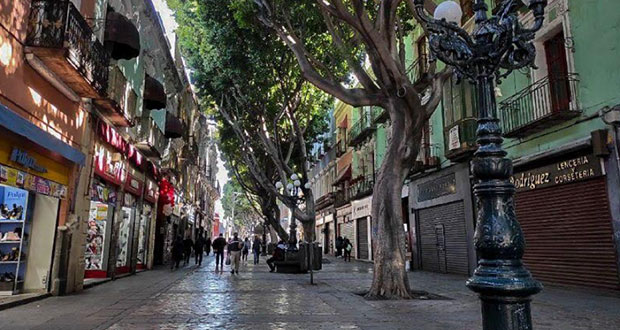 Inicia operativo para evitar instalación de ambulantaje en Puebla