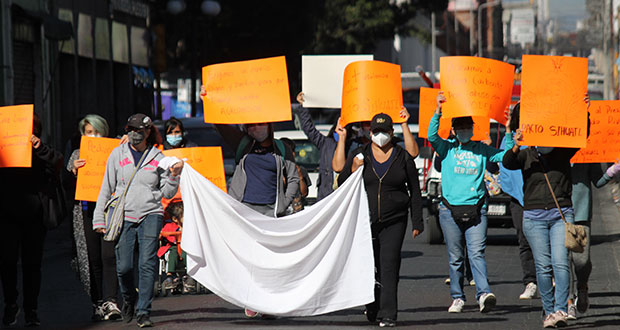 Artesanas piden a Comuna de Puebla reasignarles espacios para ventas