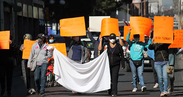 Artesanas piden a Comuna de Puebla reasignarles espacios para ventas 