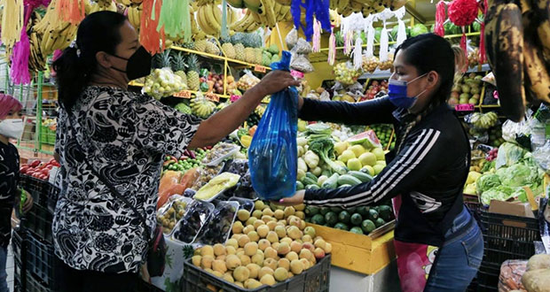 Ayuntamiento de Puebla da mantenimiento a 23 mercados