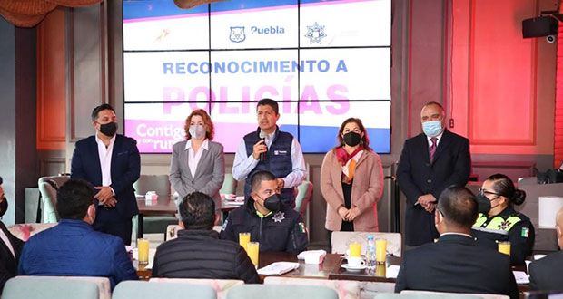 Canirac entrega reconocimientos a policías municipales de Puebla