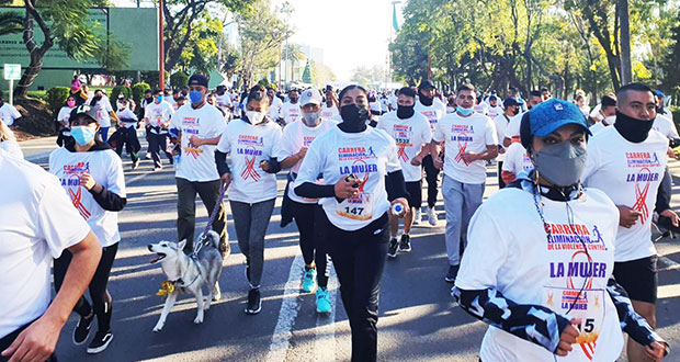 Ejército realiza carrera para prevenir la violencia contra mujeres