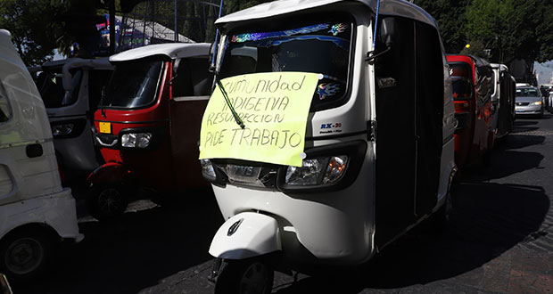 En protesta, mototaxistas de La Resurrección piden regularizarlos