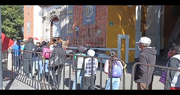 Con medidas Covid, poblanos regresan a festejar a la Virgen de Guadalupe